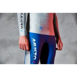 Musto Sunblock Dynamic Long Sleeve Rash Guard - Light Grey 13 Musto Sunblock Dynamic Long Sleeve Rash Guard - Light Grey -Mystic Store 2020 Musto Sunblock Dynamic Rash Guard 81217 931 STUDIO SUNBLOCK DYNAMIC 003 JOE MULLAN